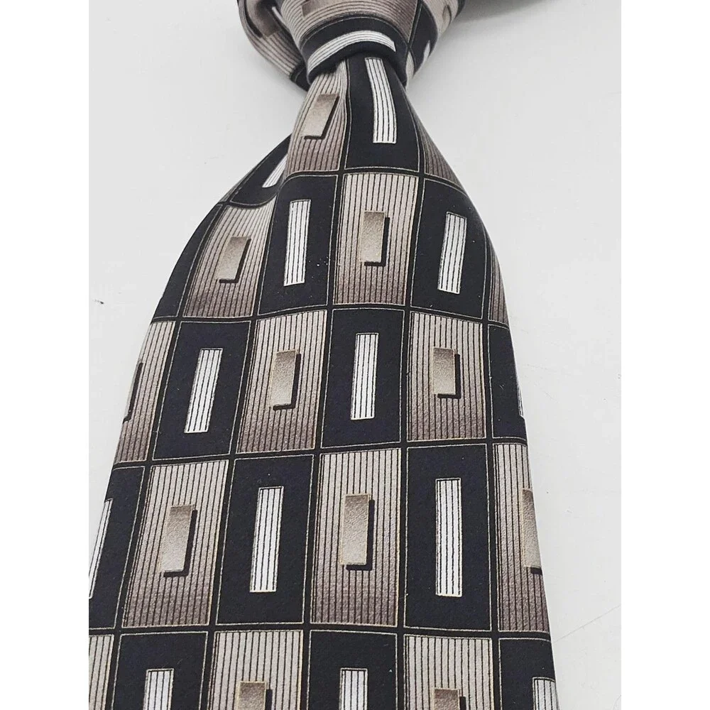 Hermoso New York Silk Necktie Art Deco Silver Black Rectangles Geometric Foulard
